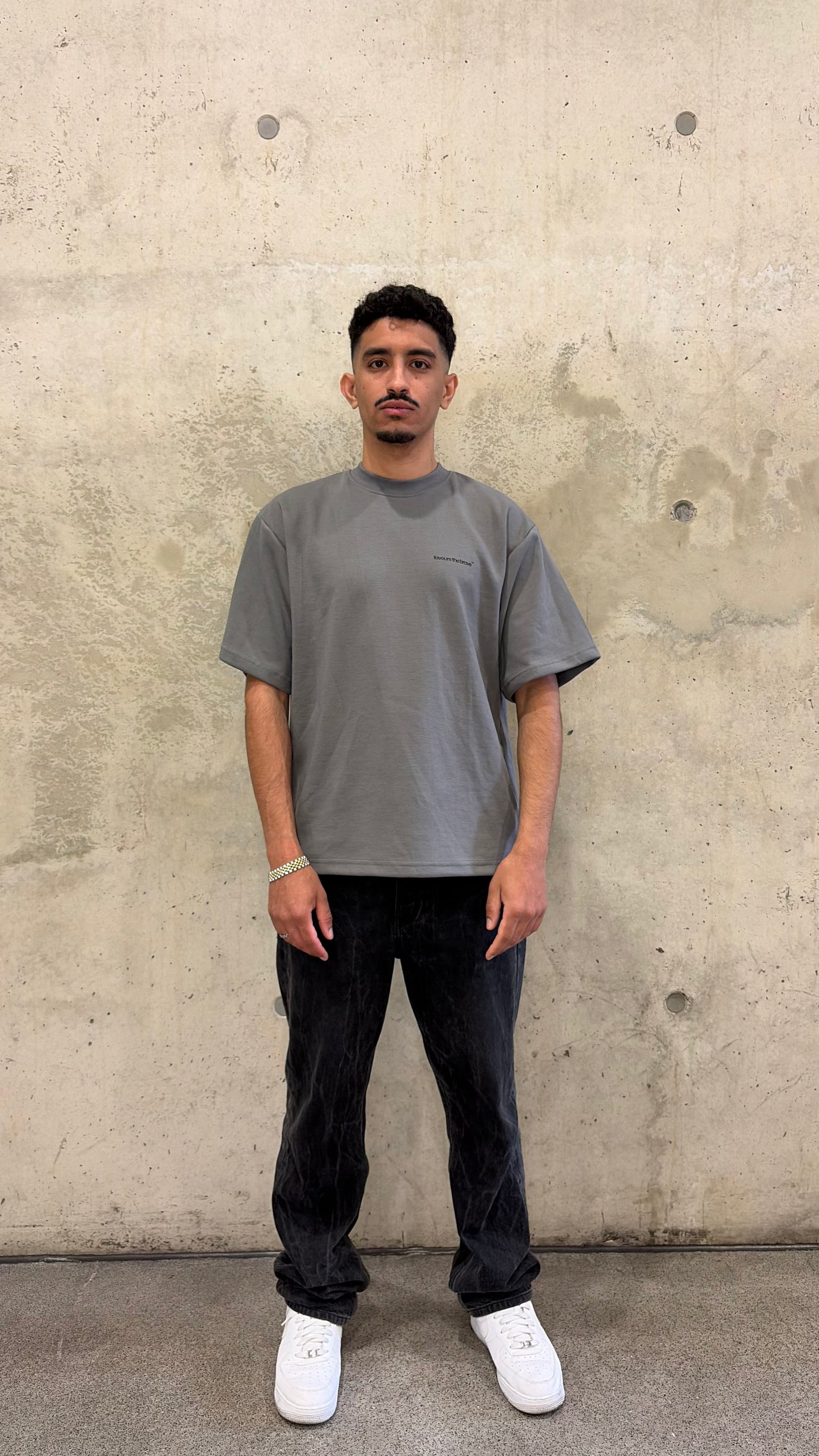 FUTURE TEE GREY