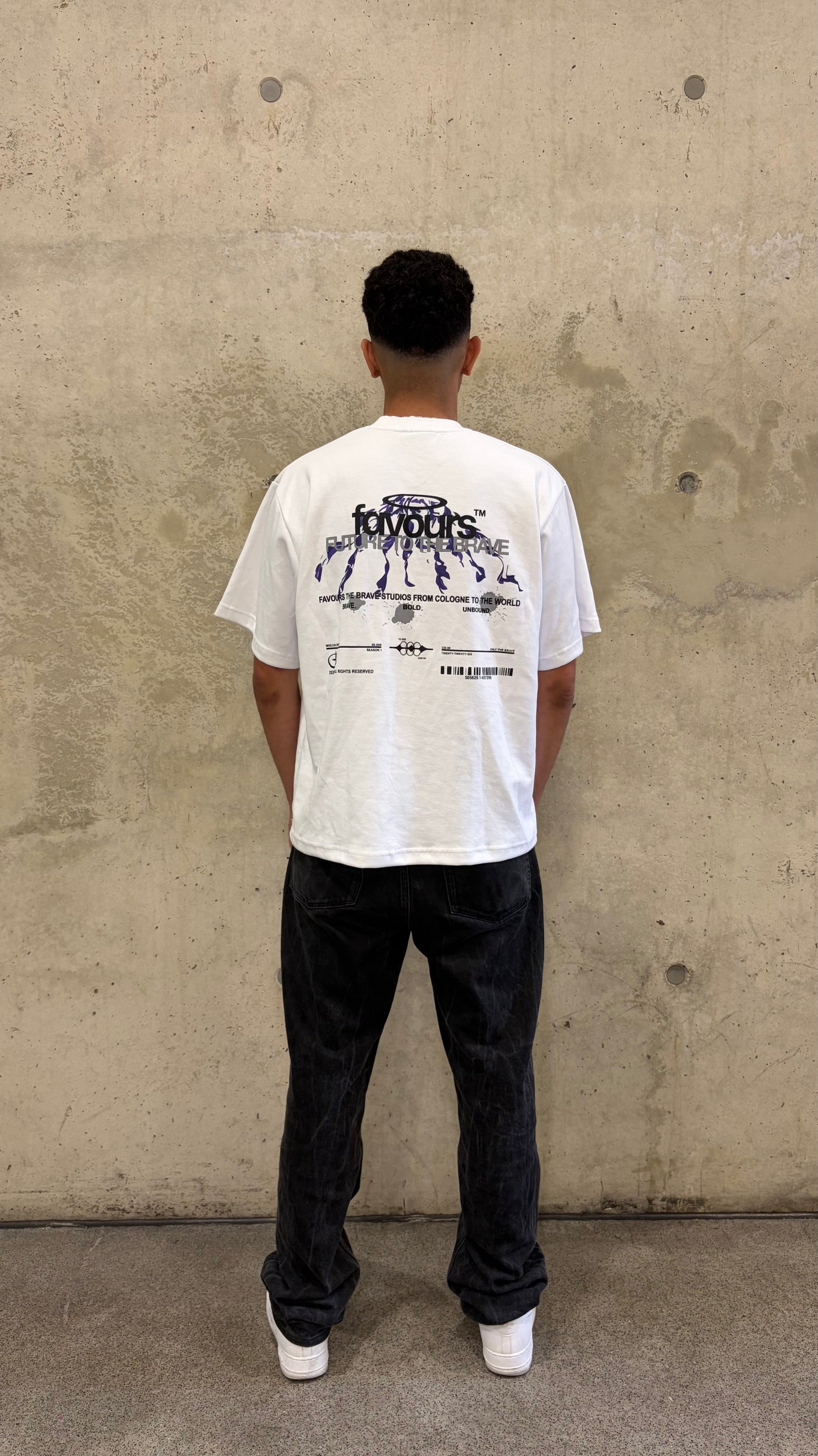 FUTURE TEE WHITE