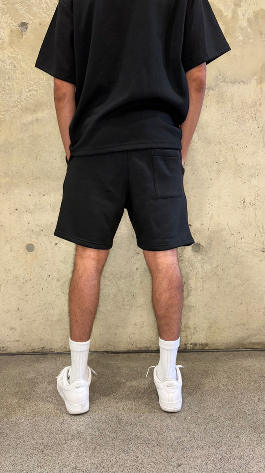 BASIC SHORTS BLACK